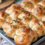 Easy Homemade Garlic Knots