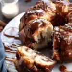 Cinnamon Roll Monkey Bread